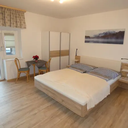 Pensión Gaestezimmer Gombotz