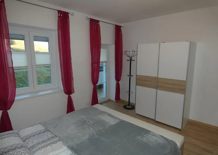 Gaestezimmer Gombotz